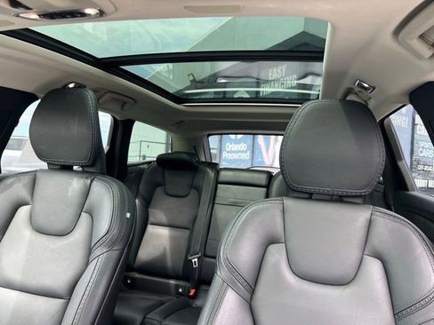 Used 2020 Volvo V90 T6 Cross Country image 28