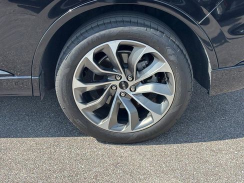 Used 2022 Lincoln Aviator Grand Touring w/ Equipment Group 301A AWD/4WD image 8