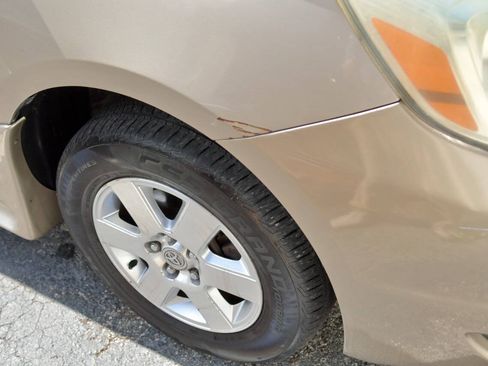 Used 2005 Toyota Sienna LE w/ Assistance Pkg 2 FWD image 39
