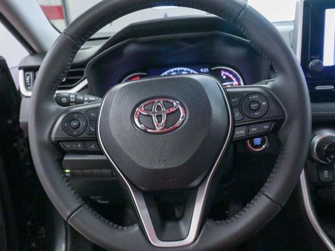 Used 2023 Toyota RAV4 XLE Premium FWD image 18