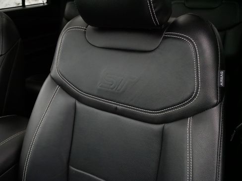 Used 2021 Ford Explorer ST w/ Equipment Group 401A image 32