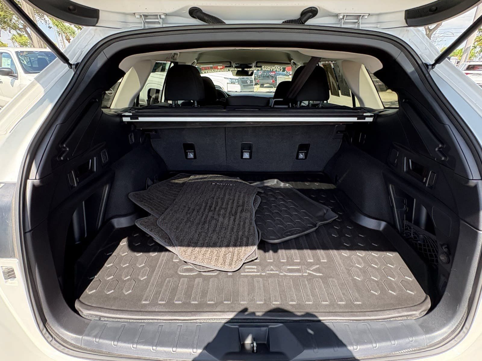 Used 2023 Subaru Outback Premium w/ Popular Package #1 AWD/4WD image 12