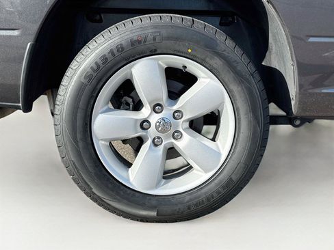Used 2024 RAM 1500 Classic SLT RWD image 33