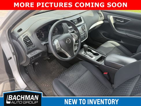 Used 2018 Nissan Altima 2.5 S w/ S Convenience Package image 6