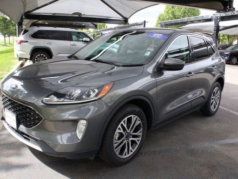 Used 2022 Ford Escape SEL image 8