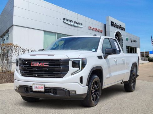 Used 2026 GMC Sierra 1500 Elevation RWD image 2