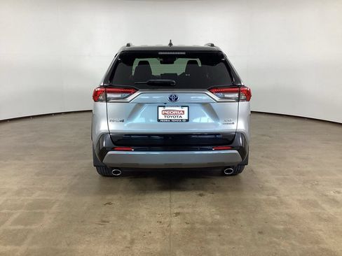 Used 2020 Toyota RAV4 XSE AWD/4WD image 10