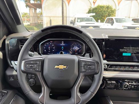 New 2026 Chevrolet Silverado 1500 High Country w/ Technology Package image 38