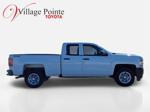 Used 2017 Chevrolet Silverado 1500 W/T w/ Trailering Package image 8