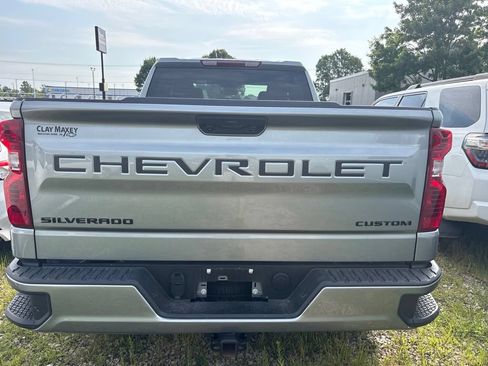 Used 2026 Chevrolet Silverado 1500 Custom w/ LPO, Dark Essentials Package AWD/4WD image 11