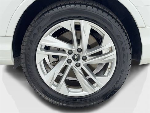 Used 2022 Audi Q7 3.0T Premium w/ Convenience Package image 52