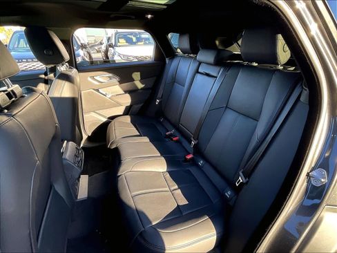 New 2025 Land Rover Range Rover Velar Dynamic SE image 12