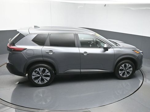 Used 2023 Nissan Rogue SV image 45