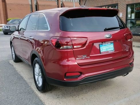 Used 2019 Kia Sorento FWD image 2