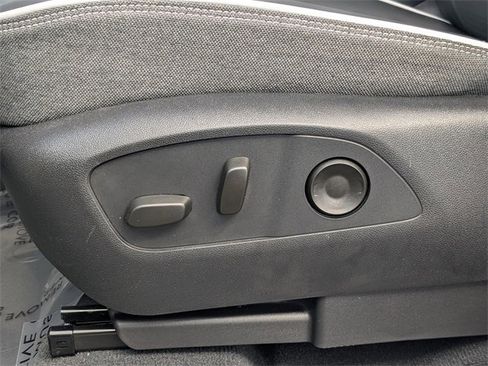 New 2026 GMC Sierra EV Elevation image 23