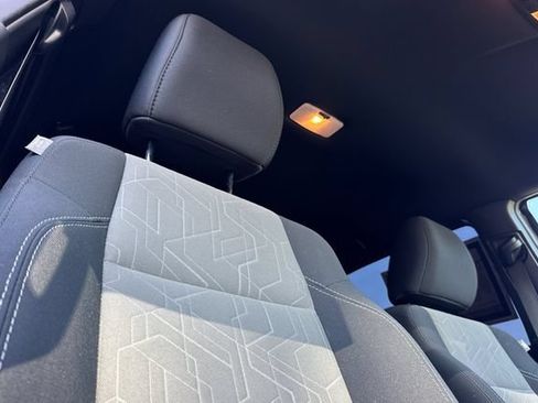 Used 2021 Toyota Tacoma TRD Off-Road w/ Technology Package RWD image 19
