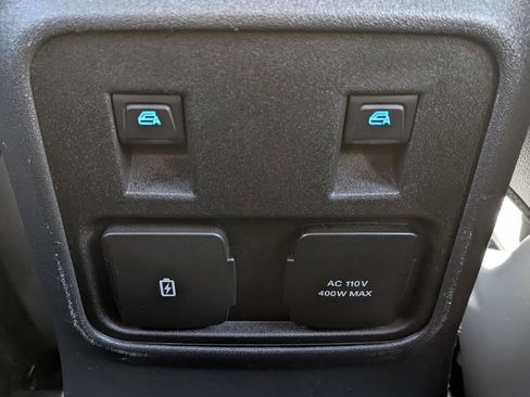 Used 2023 Ford Bronco Wildtrak AWD/4WD image 22