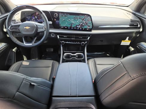 New 2026 Chevrolet Traverse LT w/ Enhanced Driving Package FWD image 15