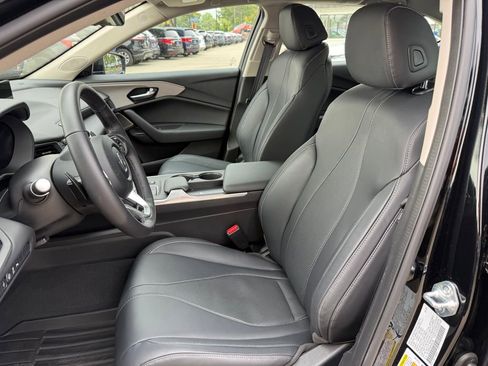 Certified 2025 Acura TLX w/ Technology Package image 16