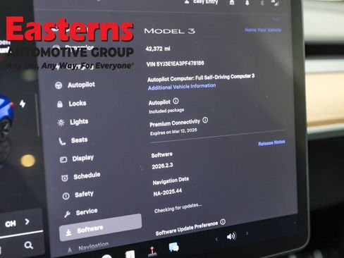 Used 2023 Tesla Model 3 Standard Range image 18