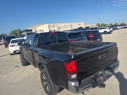 Used 2022 Toyota Tacoma SR5 image 6