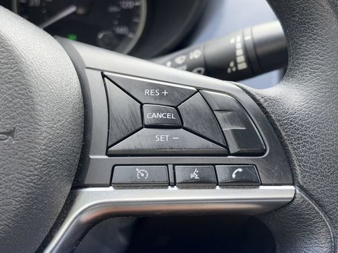 Used 2024 Nissan Versa SV FWD image 23