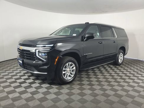 New 2026 Chevrolet Suburban LS RWD image 8
