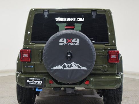 Used 2024 Jeep Wrangler High Altitude AWD/4WD image 13