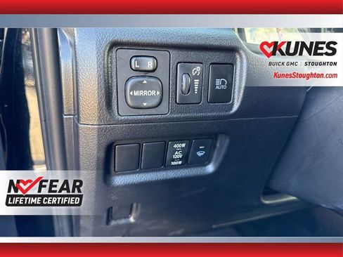 Used 2024 Toyota 4Runner TRD Off-Road Premium image 24