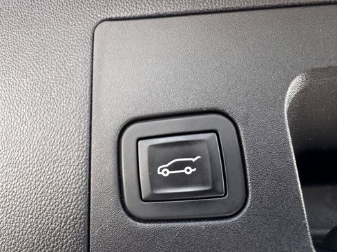 Used 2019 Cadillac XT5 Luxury AWD/4WD image 10
