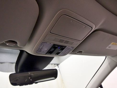 Certified 2025 Honda Odyssey Elite image 30