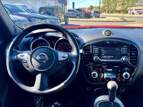 Used 2017 Nissan Juke SV image 20