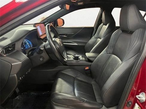 Used 2021 Toyota Venza Limited w/ Advanced Technology Package image 10