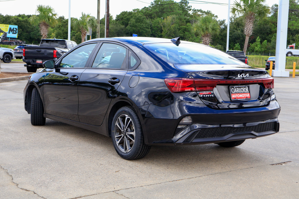 Used 2024 Kia Forte LXS FWD image 21