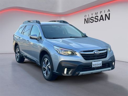 Used 2022 Subaru Outback Limited image 7