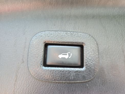 Used 2018 Nissan Armada SL w/ Premium Package RWD image 14