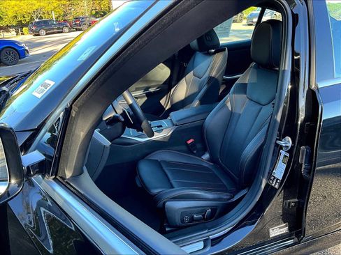 Used 2024 BMW 330i xDrive Sedan w/ Convenience Package image 10