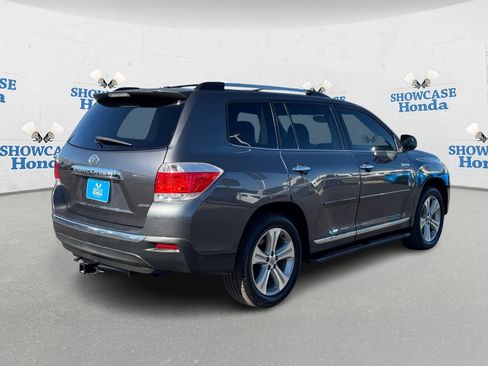 Used 2013 Toyota Highlander Limited image 7