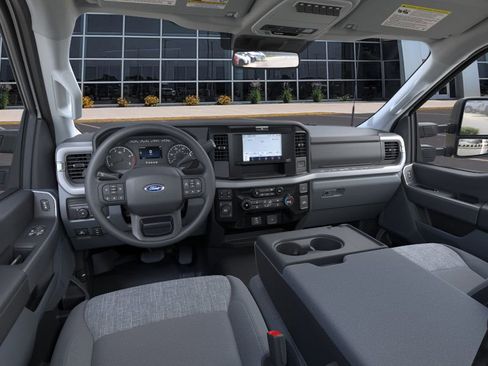 New 2025 Ford F550 4x4 Regular Cab Super Duty w/ XLT Value Package image 9
