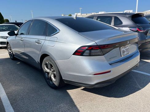Used 2024 Honda Accord EX image 4