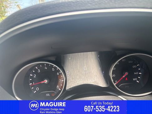 Used 2020 Jeep Compass Latitude FWD image 25