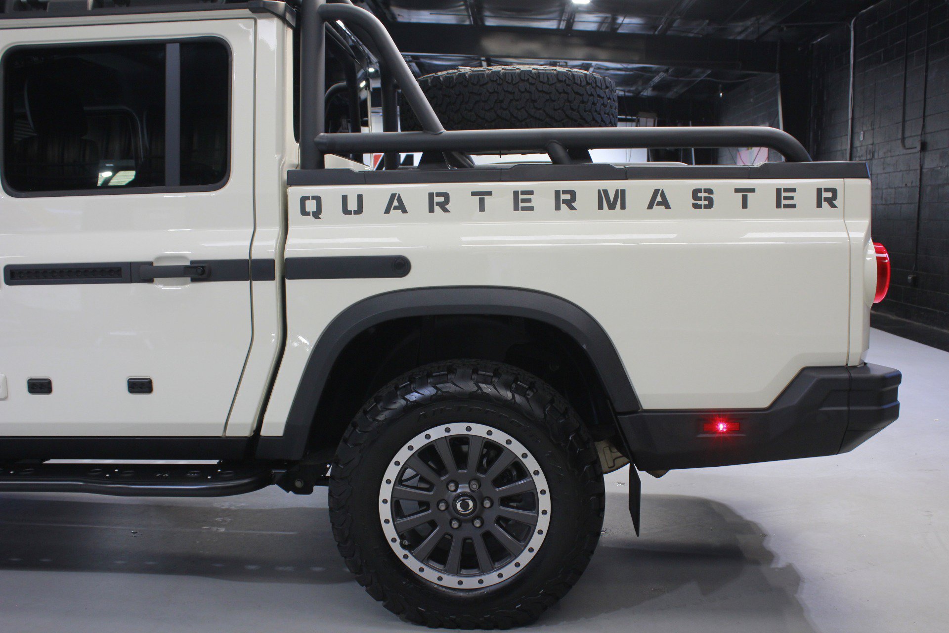 Used 2024 INEOS Grenadier Quartermaster AWD/4WD image 5