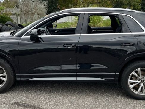 Used 2021 Audi Q3 2.0T Premium w/ Convenience Package image 4