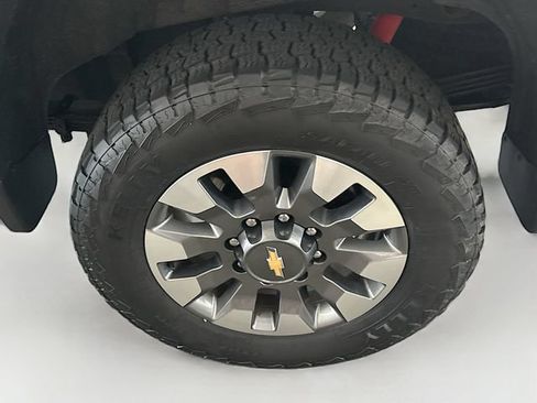 Used 2022 Chevrolet Silverado 2500 LT w/ All Star Edition AWD/4WD image 30