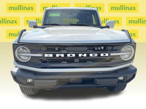New 2026 Ford Bronco Outer Banks image 12