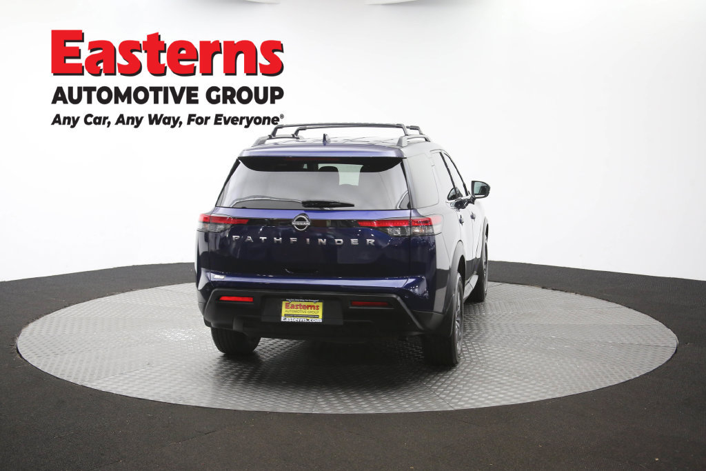 Used 2022 Nissan Pathfinder SV AWD/4WD image 41