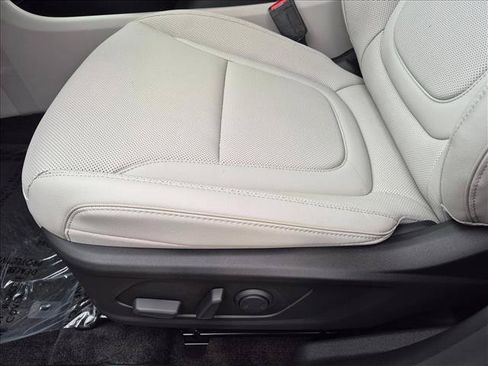 New 2026 Hyundai Tucson Limited AWD/4WD image 3