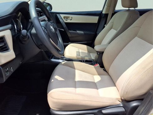 Used 2015 Toyota Corolla LE FWD image 10