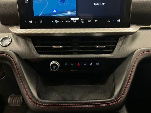 Used 2025 Ford Explorer ST-Line w/ ST-Line Street Pack AWD/4WD image 19