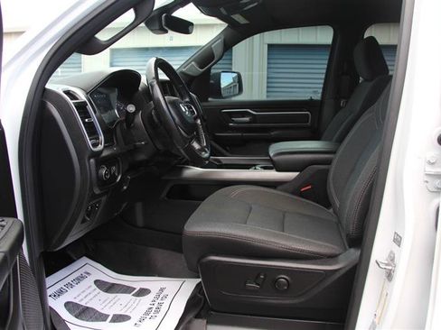 Used 2022 RAM 1500 Big Horn AWD/4WD image 21
